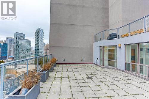 2508 - 24 Wellesley Street W, Toronto, ON - Outdoor With Exterior