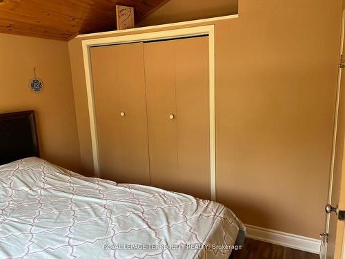 543 Bay St, South Bruce Peninsula, ON - Indoor Photo Showing Bedroom