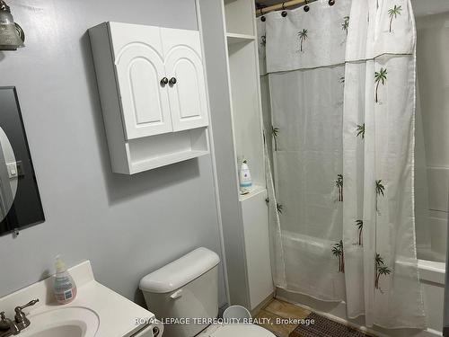 543 Bay St, South Bruce Peninsula, ON - Indoor Photo Showing Bathroom