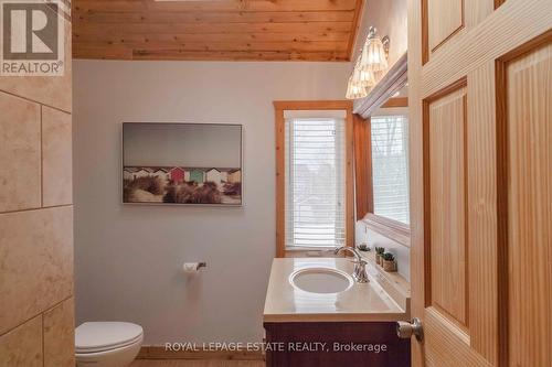 1212 Sauble Falls Road, South Bruce Peninsula, ON - Indoor Photo Showing Bathroom