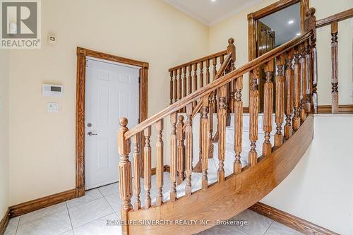 34 Estateview Circle, Brampton, ON - Indoor Photo Showing Other Room
