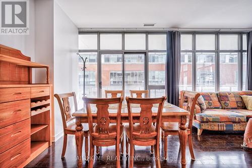 #605 -33 Charles St E, Toronto, ON - Indoor Photo Showing Dining Room