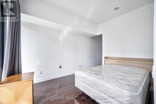 #605 -33 Charles St E, Toronto, ON - Indoor Photo Showing Bedroom