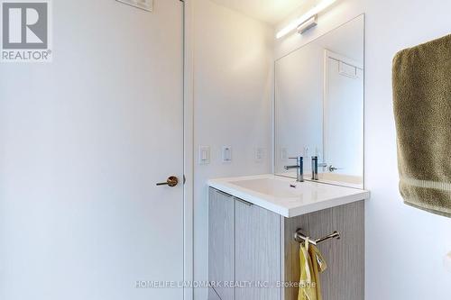 1502 - 60 Shuter Street, Toronto, ON - Indoor Photo Showing Bathroom