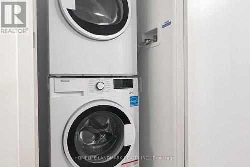 1502 - 60 Shuter Street, Toronto, ON - Indoor Photo Showing Laundry Room