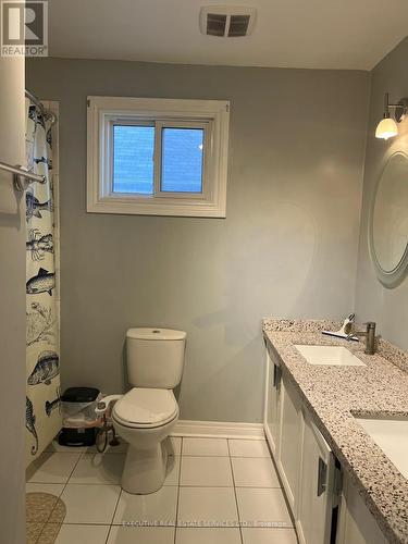515 Grove St E, Barrie, ON - Indoor Photo Showing Bathroom