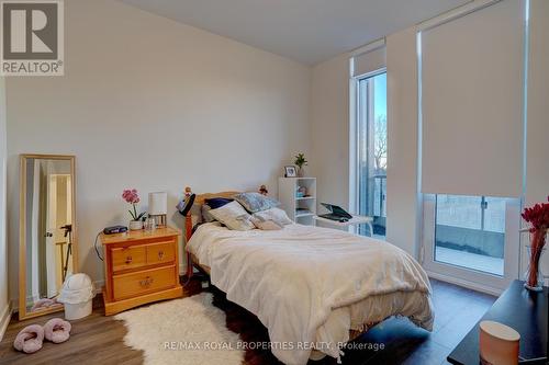 117-B - 3 Rosewater Street, Richmond Hill, ON - Indoor Photo Showing Bedroom