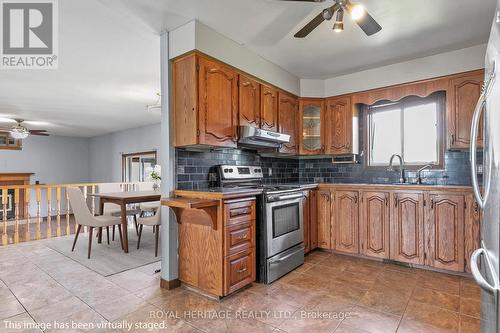 1792 Heights Rd, Kawartha Lakes, ON - Indoor Photo Showing Kitchen
