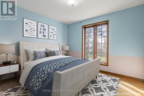 1792 Heights Road, Kawartha Lakes, ON - Indoor Photo Showing Bedroom