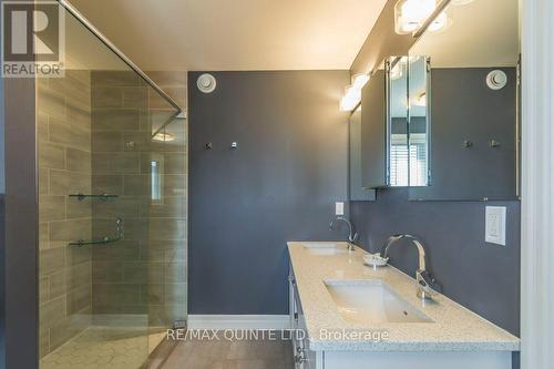 14 Charleston Crt, Belleville, ON - Indoor Photo Showing Bathroom