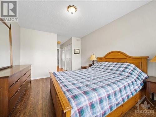 13 Dunedin Lane, Stittsville, ON - Indoor Photo Showing Bedroom