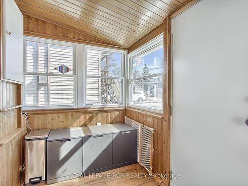 1066 Wood St, Innisfil, ON - Indoor Photo Showing Other Room