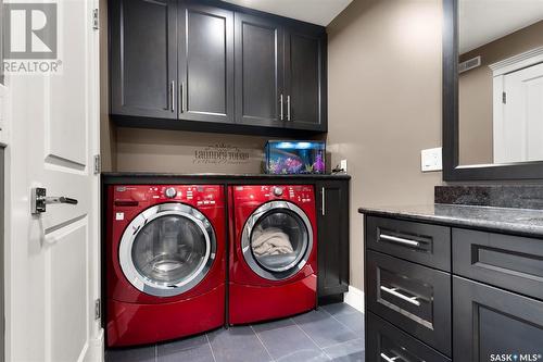 3035 Quinn Drive, Regina, SK - Indoor Photo Showing Laundry Room