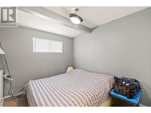 1707 43 Avenue, Vernon, BC - Indoor Photo Showing Bedroom