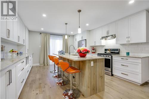 256 Gillis Avenue, Cornwall, ON - Indoor Photo Showing Kitchen With Upgraded Kitchen