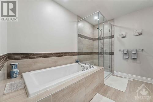 779 Fiddlehead Street, Gloucester, ON - Indoor Photo Showing Bathroom