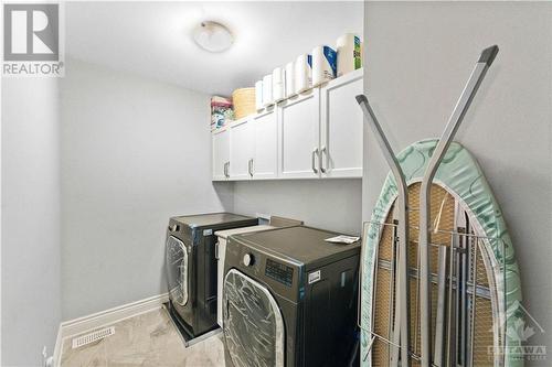 779 Fiddlehead Street, Gloucester, ON - Indoor Photo Showing Laundry Room