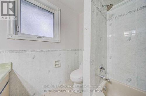 171 Greenfield Ave, Toronto, ON -  Photo Showing Bathroom