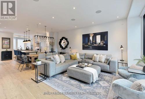 307 Ontario St, Toronto, ON - Indoor Photo Showing Living Room