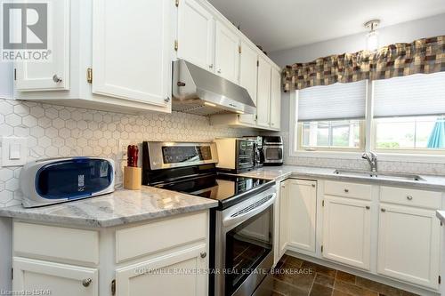 7 Strathcona St, Dutton/Dunwich, ON - Indoor Photo Showing Kitchen With Double Sink