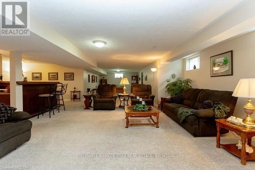 7 Strathcona St, Dutton/Dunwich, ON - Indoor Photo Showing Living Room