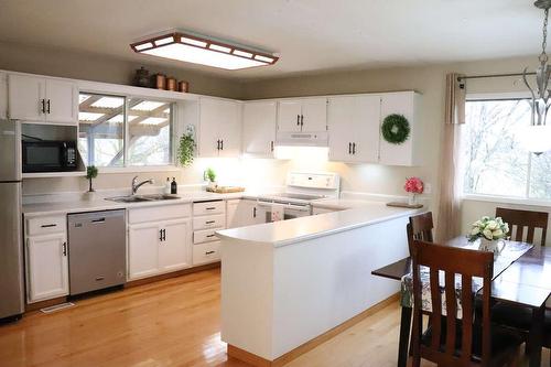 2782 20Th Street, Lister, BC - Indoor Photo Showing Kitchen With Double Sink