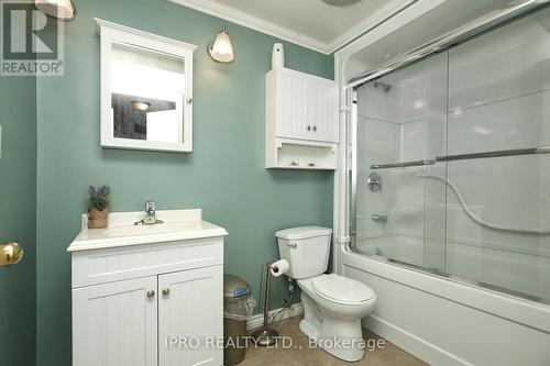 57 Bushford St, Clarington, ON - Indoor Photo Showing Bathroom