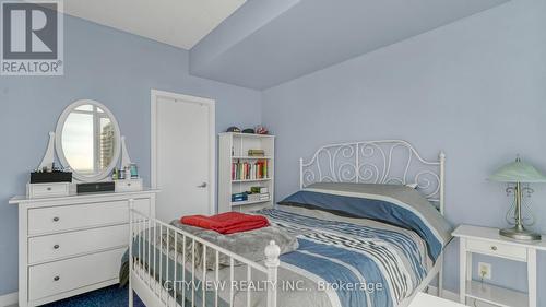 #3208 -4099 Brickstone Mews, Mississauga, ON - Indoor Photo Showing Bedroom