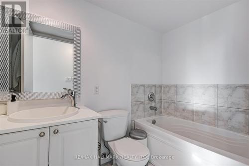 #919 -410 Queens Quay W, Toronto, ON - Indoor Photo Showing Bathroom