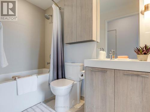 3001 - 25 Selby Street, Toronto, ON - Indoor Photo Showing Bathroom