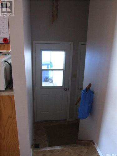 308 4Th Street W, Leader, SK - Indoor Photo Showing Other Room