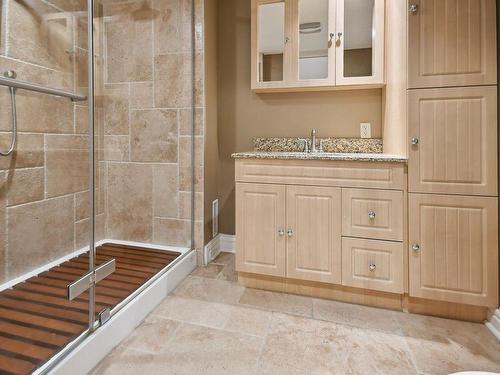Salle de bains - 303A Brighton Drive, Beaconsfield, QC - Indoor Photo Showing Bathroom