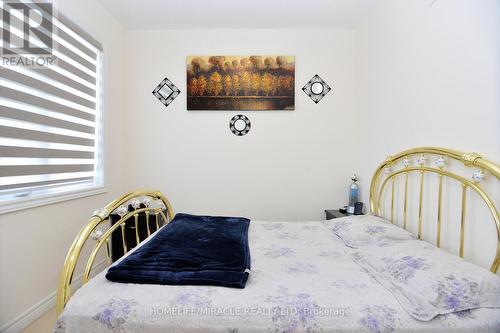 90 Hashmi Place, Brampton, ON - Indoor Photo Showing Bedroom