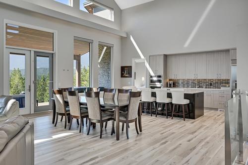 2619 Brewer Ridge Rise, Invermere, BC - Indoor Photo Showing Dining Room