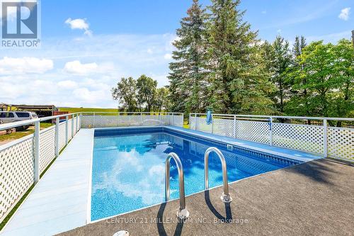 6529 6Th Line, New Tecumseth, ON - Outdoor With In Ground Pool