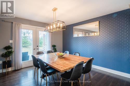 1913 Elana Dr, Severn, ON - Indoor Photo Showing Dining Room
