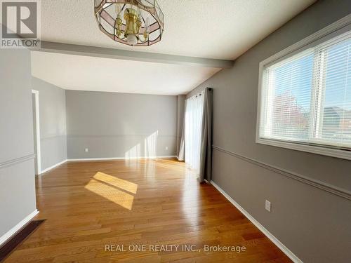 6972 Cordingley Cres, Mississauga, ON - Indoor Photo Showing Other Room