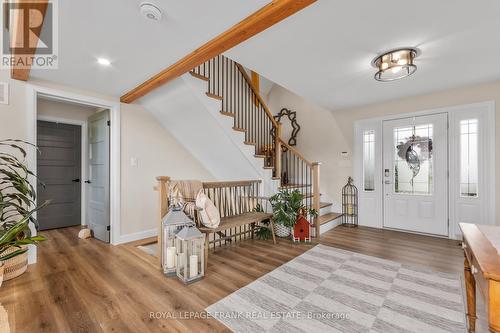 20851 Loyalist Pkwy, Prince Edward County, ON - Indoor Photo Showing Other Room