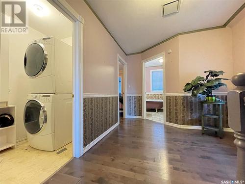 2230 Rose Street, Regina, SK - Indoor Photo Showing Laundry Room