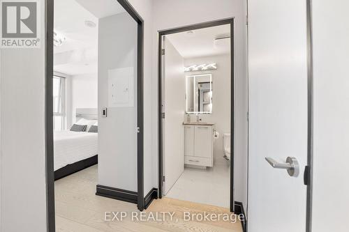 #538 -9471 Yonge St, Richmond Hill, ON - Indoor Photo Showing Other Room
