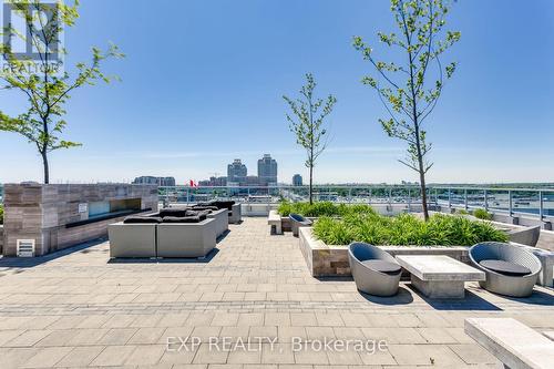 #538 -9471 Yonge St, Richmond Hill, ON - Outdoor With View