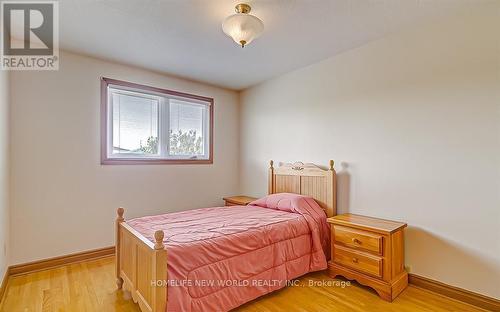 1 Arthur Griffith Drive, Toronto, ON - Indoor Photo Showing Bedroom