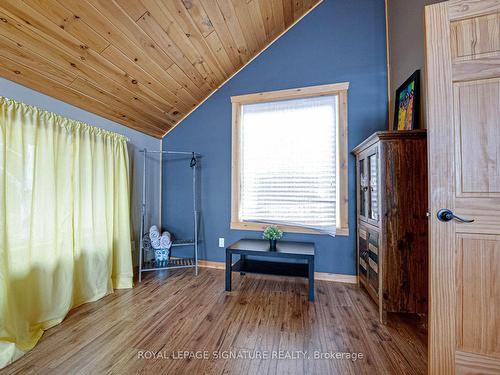 5 Sedwgick Rd, French River, ON - Indoor Photo Showing Other Room