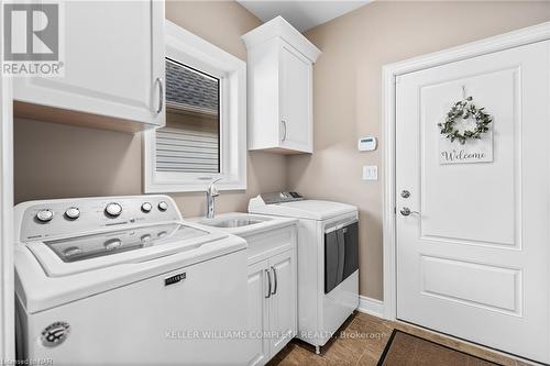 87 Butlers Drive N, Fort Erie, ON - Indoor Photo Showing Laundry Room