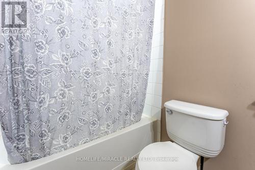 #101 -8 Harris St, Cambridge, ON - Indoor Photo Showing Bathroom