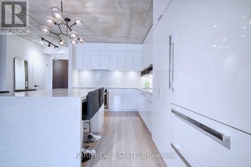 432 - 55 Stewart Street, Toronto, ON - Indoor Photo Showing Kitchen With Upgraded Kitchen