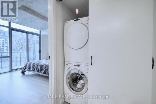 #432 -55 Stewart St, Toronto, ON - Indoor Photo Showing Laundry Room