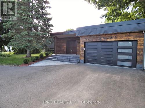 1011 Westminister Street, Innisfil, ON - Outdoor