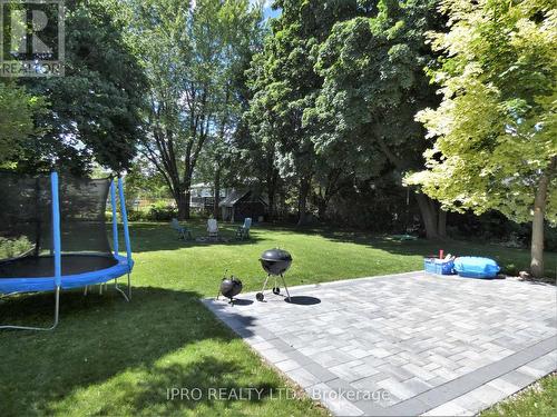 1011 Westminister Street, Innisfil, ON - Outdoor With Backyard