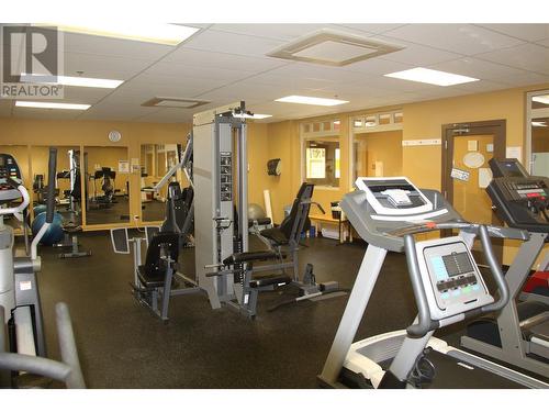 3996 Beach Avenue Unit# 205, Peachland, BC - Indoor Photo Showing Gym Room